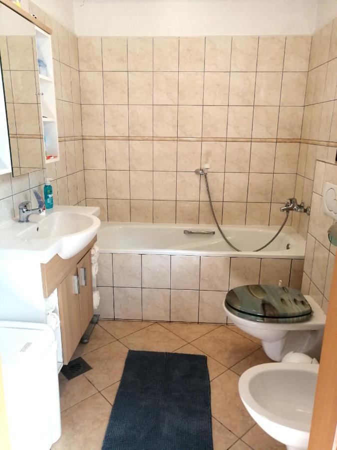 Rooms إيزولا المظهر الخارجي الصورة